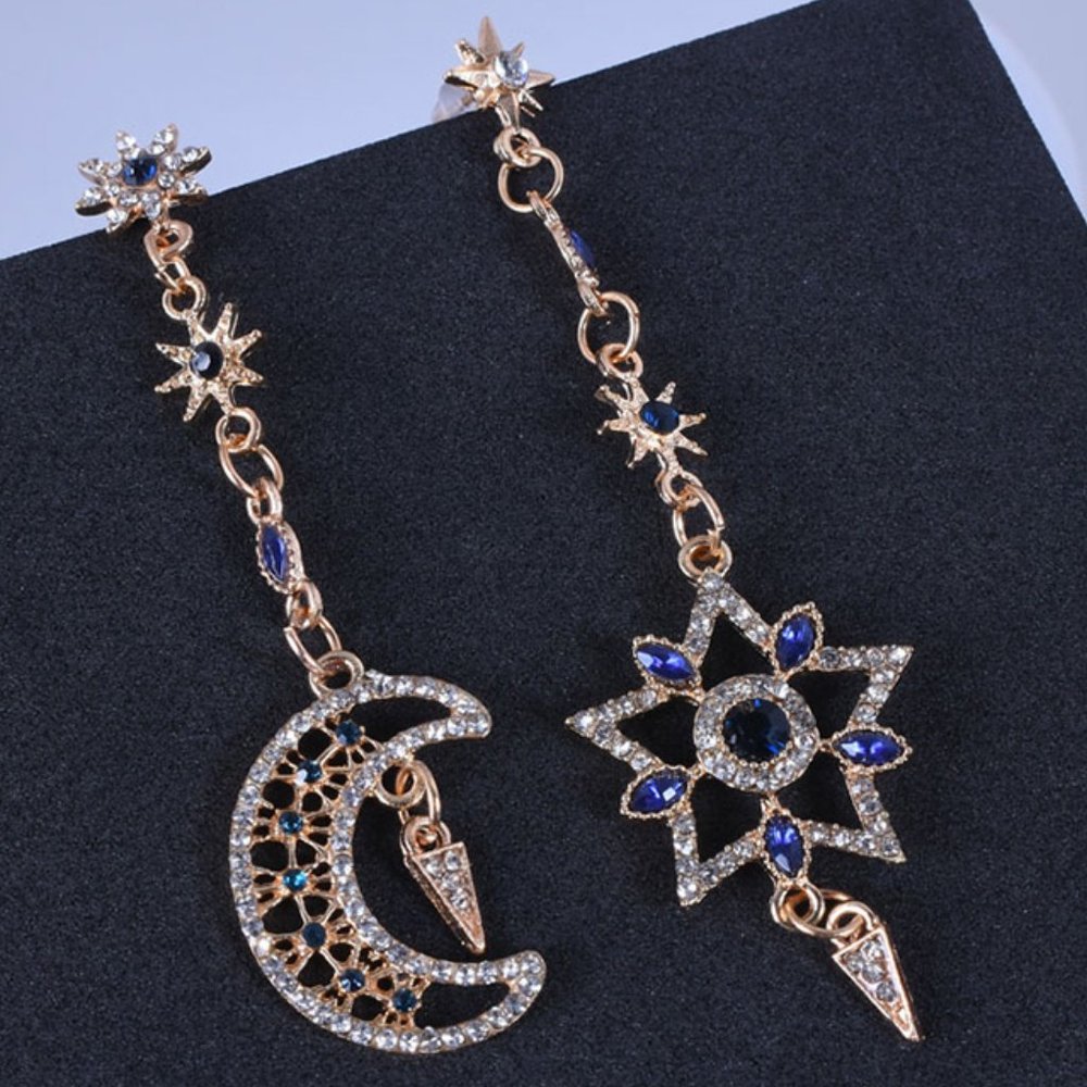 DESIGNER Celestial Moon Star Gold Sapphire Blue/Clear Crystal Mismatch Earrings